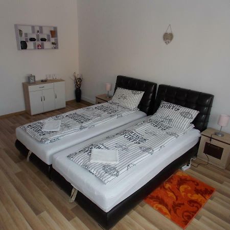 Morningstar Apartment Sfântu Gheorghe Bagian luar foto