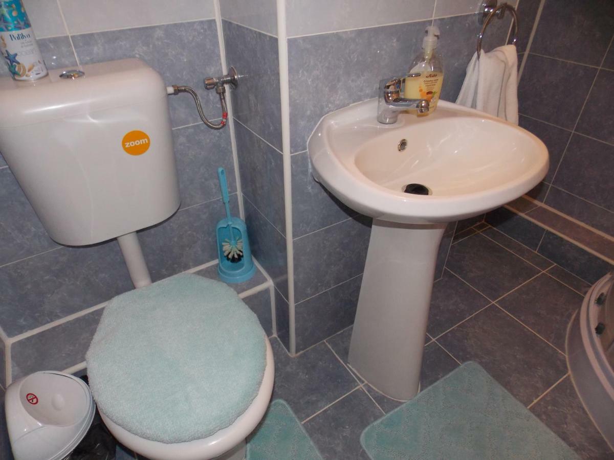 Morningstar Apartment Sfântu Gheorghe Bagian luar foto
